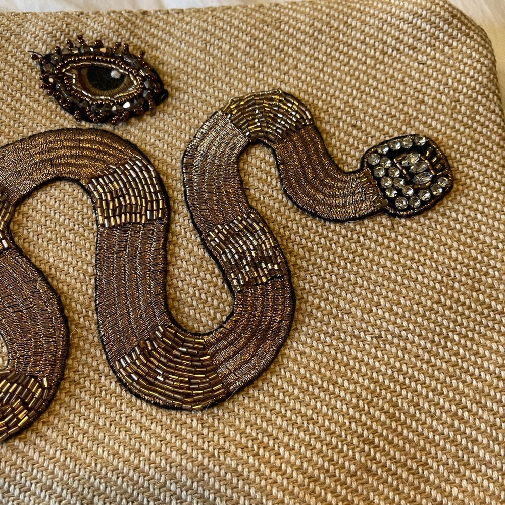 Incredibly cool bag with mystical eye and snake appliqué on front. NWT - Picture 3 of 5